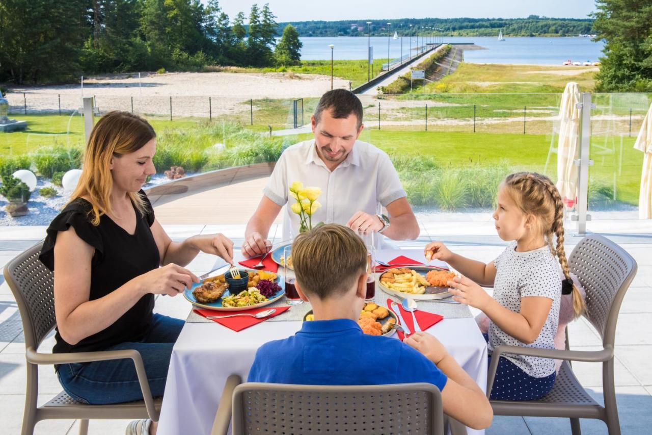 Centrum Konferencyjno Rekreacyjne Molo Hotell Smardzewice Exteriör bild